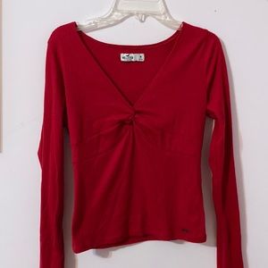 Red Hollister top- like new